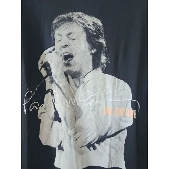 Paul McCartney One on One Tour T-Shirt Men's‎ Size Small - Picture 2 of 5